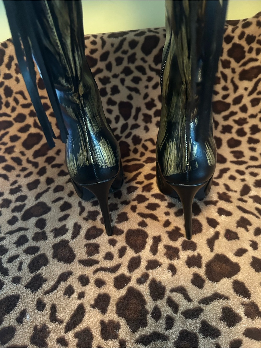 Sexy Black & Gold Buckle Knee-High Stiletto Boots - Picture 9 of 16